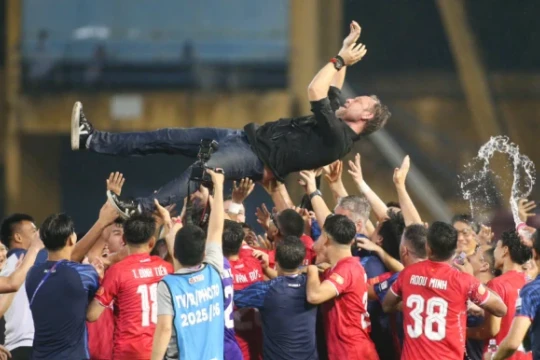 CLB Công an Hà Nội vô địch V.League sớm 3 vòng: Kỷ lục điểm số và tham vọng vươn tầm châu Á