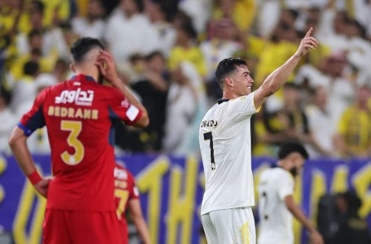 Cristiano Ronaldo lập cú đúp, Al Nassr thắng đậm 4-1 để lên ngôi vô địch Saudi Pro League