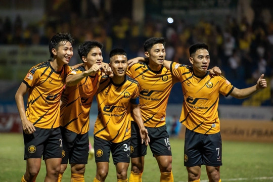 CLB Thanh Hóa bị FIFA cấm chuyển nhượng 3 kỳ liên tiếp: Khủng hoảng tài chính tại xứ Thanh