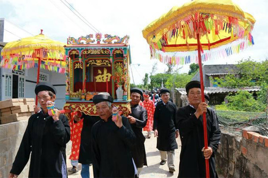 Ðộc đáo Lễ hội Rước sắc Thầy trên đảo ngọc