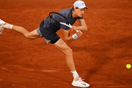 Roland Garros 2026 vắng Carlos Alcaraz: Cơ hội lịch sử cho Jannik Sinner và thế hệ NextGen