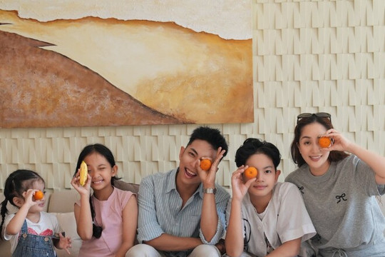 Con gái út nhà Khánh Thi - Phan Hiển gây chú ý với vẻ ngoài như búp bê