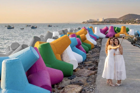 Ong Dia Rock Beach Park Gets a Fresh New Look