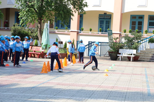 Lâm Đồng ươm mầm bóng đá trong học đường