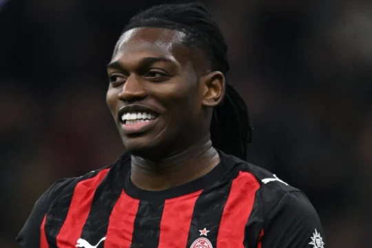 Tin chuyển nhượng 24/5: MU tiến gần Rafael Leao giá hời; Chelsea mời gọi Thiago Silva