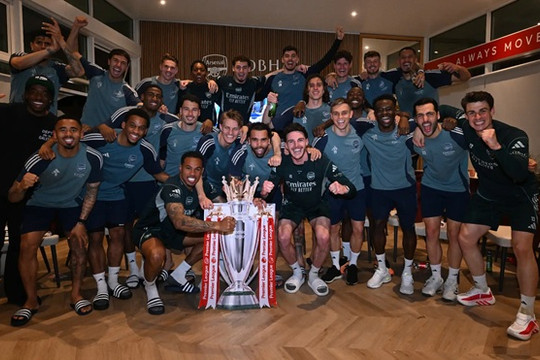 Arsenal xác lập kỷ lục doanh thu 770 triệu bảng sau chức vô địch Ngoại hạng Anh