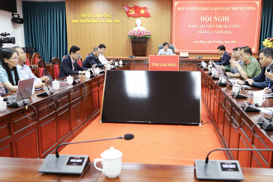 Chủ tịch UBND tỉnh Lâm Đồng Hồ Văn Mười dự Hội nghị Báo cáo viên Trung ương tháng 6/2026