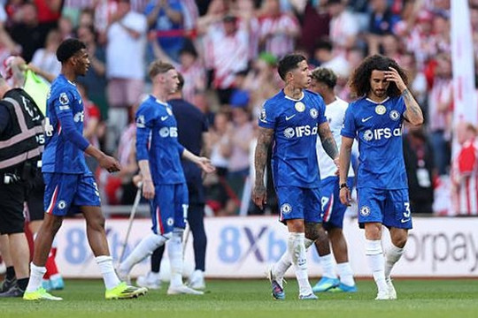 Chelsea vắng bóng tại châu Âu sau thất bại bạc nhược: Bài toán đại tu chờ Xabi Alonso