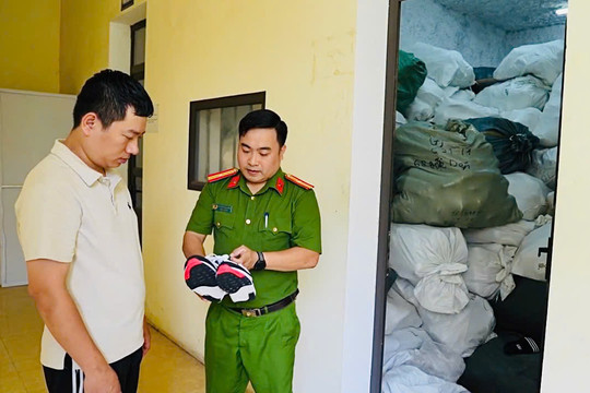 Khởi tố hai bị can buôn bán hàng giả trị giá gần 2 tỷ đồng tại Tỉnh Lào Cai