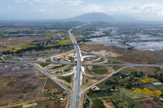Cao tốc Khánh Hòa - Buôn Ma Thuột: Sắp vận hành 22km đầu tiên kết nối rừng và biển