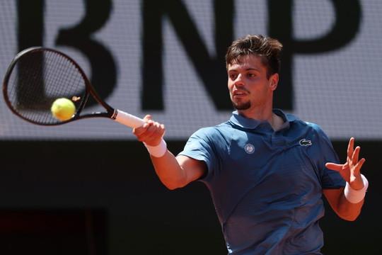Sự cố hy hữu tại Roland Garros và những điểm nhấn thể thao quốc tế