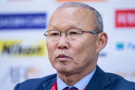 HLV Park Hang Seo hoãn ngày ra mắt tại Thái Lan để hỗ trợ tuyển Hàn Quốc dự World Cup