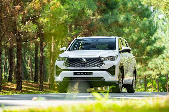 Toyota Innova Cross 2026: Cập nhật giá lăn bánh và thông số kỹ thuật mới nhất