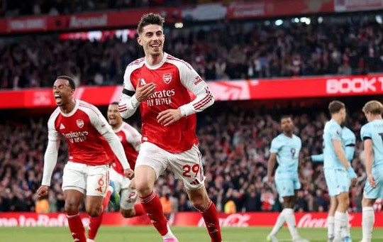 Arsenal đối đầu PSG tại chung kết Champions League: Pháo thủ liệu có phá dớp?