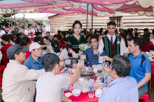 Những bon làng ở Lâm Đồng "nói không" với rượu, bia
