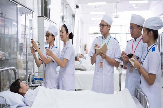Có bằng cử nhân điều dưỡng, y sĩ có phải học thêm để chuẩn hóa?