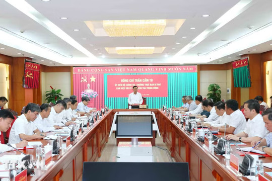Xây dựng đội ngũ cán bộ kiểm tra trung thành, bản lĩnh, liêm chính, chuyên nghiệp