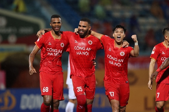 CAHN vô địch V-League 2025/26: Sự thống trị tuyệt đối của thầy trò Mano Polking