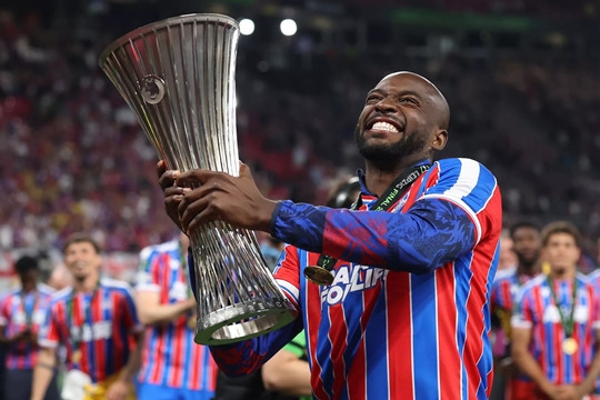 Mateta rực sáng tại Leipzig mang về chức vô địch châu Âu đầu tiên cho Crystal Palace