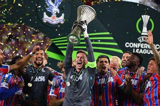 Crystal Palace vô địch Conference League: Mateta ghi bàn thắng vàng tại Leipzig