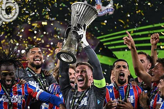 Crystal Palace lần đầu vô địch Conference League sau chiến thắng tối thiểu trước Rayo Vallecano