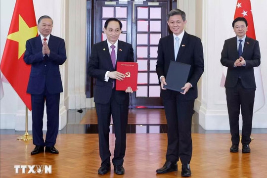 Tổng Bí thư, Chủ tịch nước Tô Lâm chứng kiến Lễ trao các văn kiện hợp tác Việt Nam – Singapore
