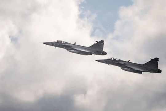 Thụy Điển chuyển giao 16 tiêm kích Gripen C/D và hỗ trợ Ukraine mua phiên bản Gripen E mới