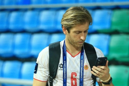 Stefan Mauk đối đầu đội bóng cũ Adelaide United tại play-off AFC Champions League Elite