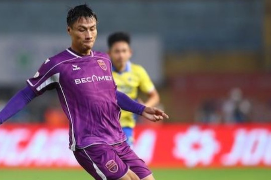 Mạc Hồng Quân và 14 năm thăng trầm tại V.League: Không hối hận dù đối mặt kịch bản trụ hạng khắc nghiệt