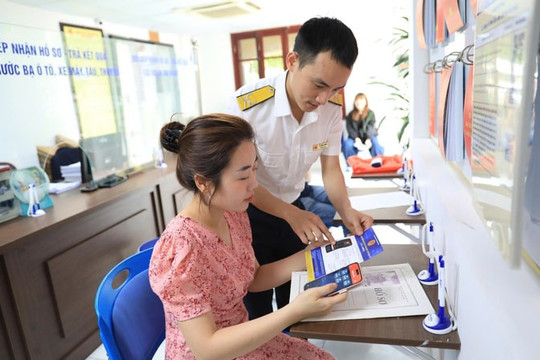 Khoản phụ phí ghi trên hóa đơn thế nào?