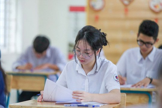 Đáp án, đề thi vào 10 chuyên Lịch sử tại Hà Nội hôm nay 1/6/2026