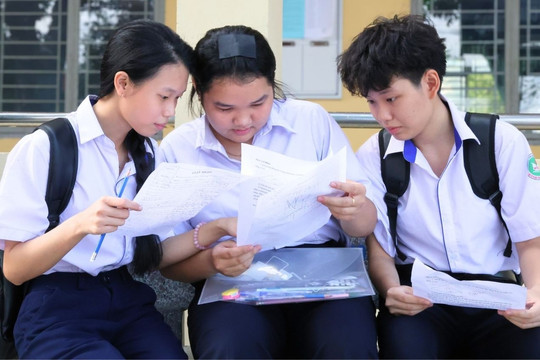 Đáp án, đề thi vào 10 chuyên Toán tại Hà Nội hôm nay 1/6/2026