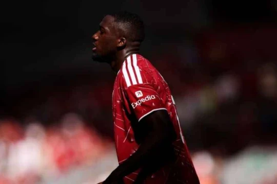 Liverpool và nghịch lý chuyển nhượng: Tại sao giới chủ FSG sẵn sàng mất trắng dàn trụ cột