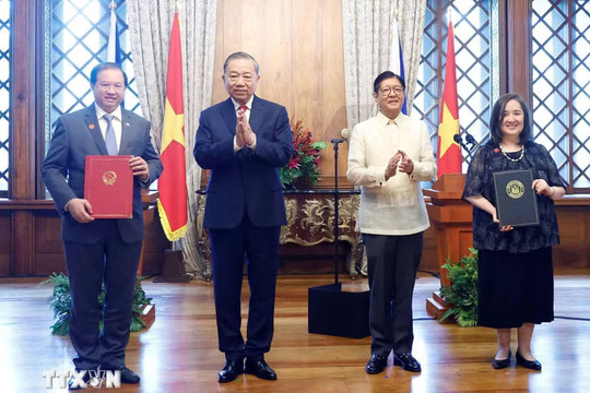 Việt Nam-Philippines nâng cấp quan hệ Đối tác Chiến lược tăng cường