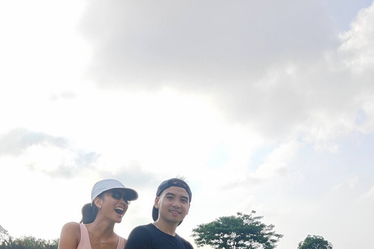 H'Hen Niê hé lộ cuộc sống hôn nhân 8 năm và hành trình làm mẹ của người đẹp Ê Đê