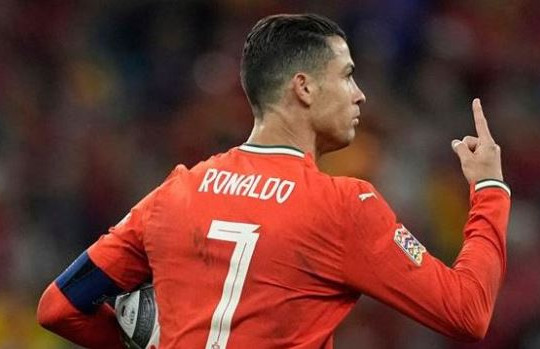 World Cup 2026: 'Cỗ máy' Ronaldo gây kinh ngạc ở tuổi 41 và biến động tại Đội tuyển Anh