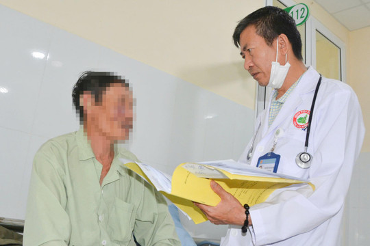 4 người trong một gia đình ở Lâm Đồng nhập viện sau khi ăn nấm rừng