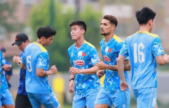 Truyền thông Indonesia hoài nghi khả năng bảo vệ ngôi vương ASEAN Cup 2026 của tuyển Việt Nam
