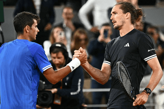 Roland Garros 2026: Zverev và Mensik dập tắt hiện tượng Rafael Jodar, Joao Fonseca