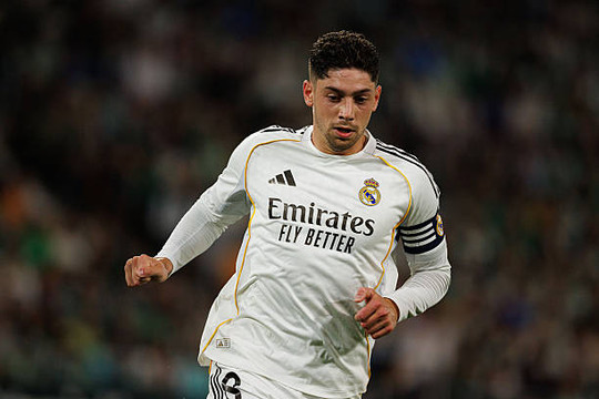 Manchester City sẵn sàng bạo chi 90 triệu euro chiêu mộ Federico Valverde từ Real Madrid