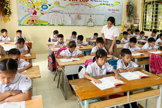 Chuyển trường giữa hai vùng khó khăn vẫn được hỗ trợ chi phí Dangnhap Dubai , Tỷ lệ cá cược - Kèo nhà cái bóng đá