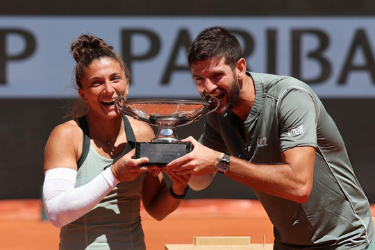 Roland Garros 2026 xác định nhà vô địch đầu tiên; Hai CLB Nga dự VTV Cup