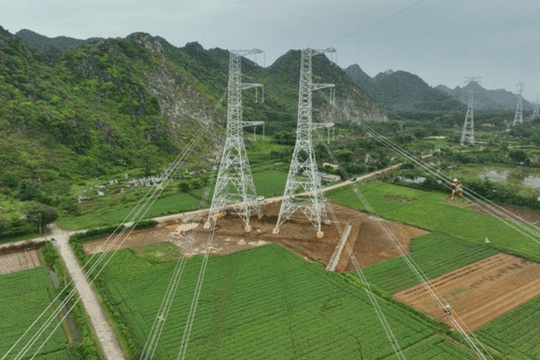 Đường dây 500kV mạch 3 Quảng Trạch - Phố Nối hoàn thành sau 6 tháng thi công