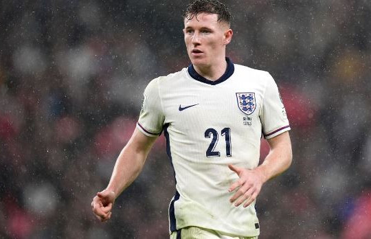 Elliot Anderson: Vì sao Man City và MU sẵn sàng chi đậm cho máy quét của Nottingham Forest?