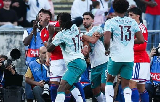 World Cup 2026: Rafael Leao đối mặt án phạt nặng, HLV Tuchel cảnh báo tuyển Anh