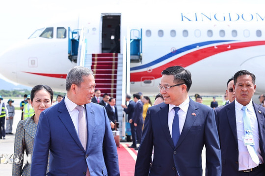 Thủ tướng Campuchia đến Hà Nội, bắt đầu thăm chính thức Việt Nam và dự AFF 2026
