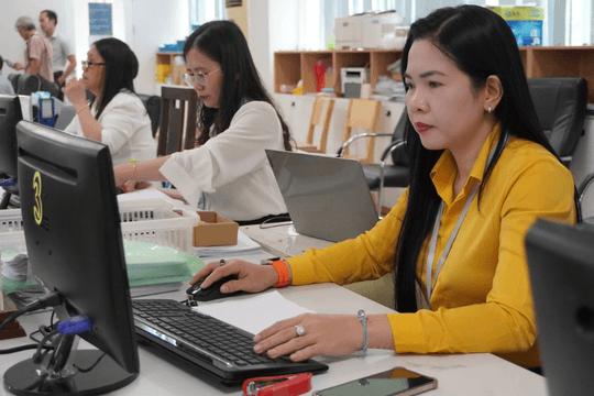 Điều kiện xếp ngạch chuyên viên chính đối với Trưởng, Phó phòng cấp xã