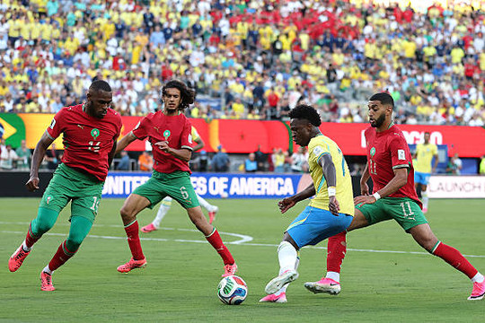 Vinicius Junior tỏa sáng ngày cán mốc 50 trận nhưng Brazil vẫn bị Morocco chia điểm tại World Cup 2026