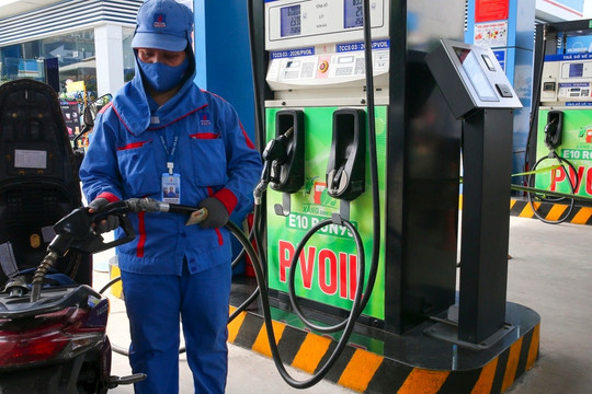 Giá xăng hôm nay 16/6/2026: Giá xăng dầu thế giới giảm tiếp hơn 5%, về 80 USD/thùng