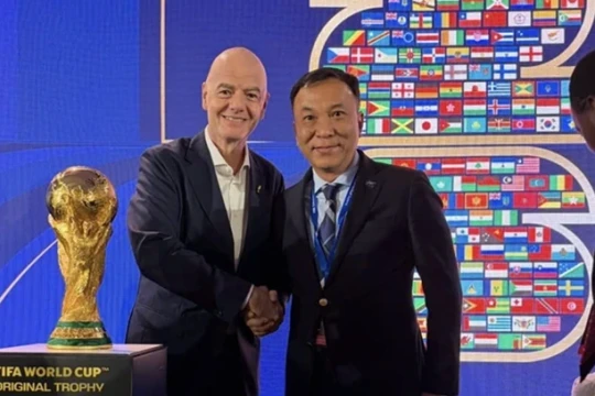 Chủ tịch FIFA đánh giá cao bóng đá Việt Nam: Khẳng định vị thế trên đấu trường quốc tế
